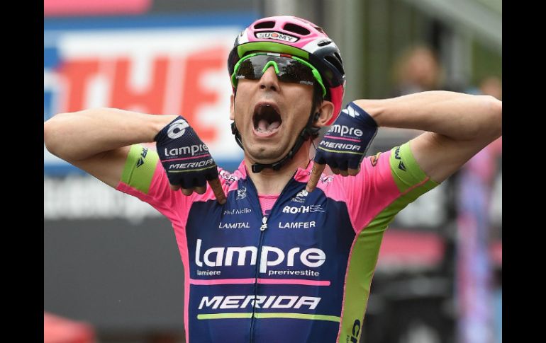Ulissi superó en la línea de meta al español Juan José Lobato. AP / D. dal Zennaro