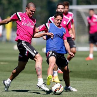 Héctor Moreno y 'Chicharito' podrían coincidir en Liga Española