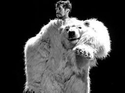 Antonio Salinas es el creador de esta obra, él escribió, elaboró la estructura, además la ejecuta, lo cual exige un compromiso doble. ESPECIAL / chopo.unam.mx