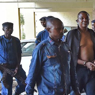 Acusan a 17 oficiales por intentar golpe de estado en Burundi