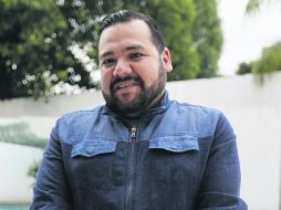 Benito no ha cambiado su idea o concepto del estilo que lo ha formado como diseñador, aunque trabaje con mujeres de la política. EL INFORMADOR / F. Atilano