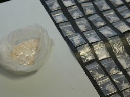 Esta nueva droga tiene la aperiencia del cristal y se puede fumar, inhalar, inyectar o tragar. EL INFORMADOR / ARCHIVO