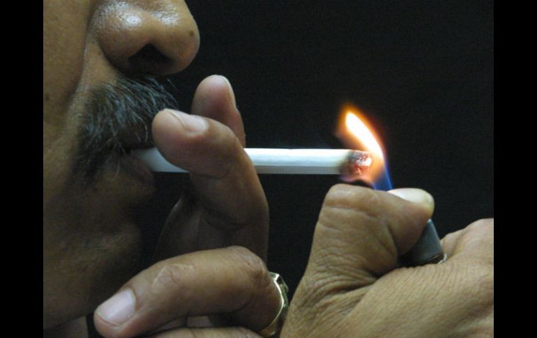 El tabaquismo es la enfermedad no transmisible número uno a nivel mundial y causa más de 100 muertes de mexicanos diariamente. EL INFORMADOR / ARCHIVO