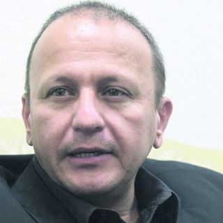 Recibe premio por su labor jurídica