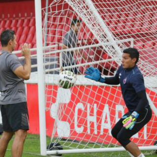 Melitón viaja para integrarse al Tri