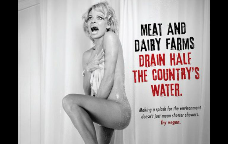 Recrea una escena clásica de 'Psicosis', de Alfred Hitchcock. ESPECIAL / PETA