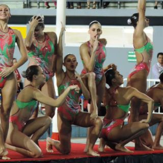 Selección Jalisco logra tres oros en nado sincronizado