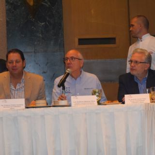 Martínez Mora llama a actualizar plan de desarrollo urbano