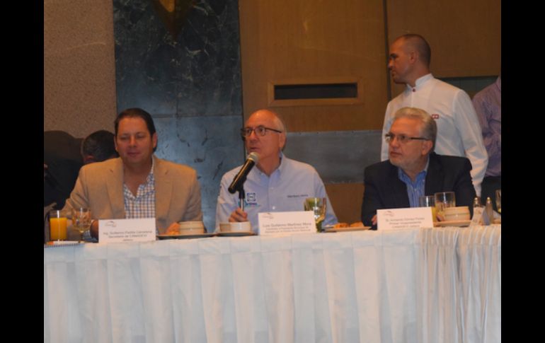 Martínez Mora compartió que facilitará  financiamientos para que quienes adquieran una vivienda cuenten también con paneles solares. TWITTER / @gmartinezmora