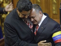 El congreso venezolano aprueba un acuerdo de apoyo a Cabello (d), ante lo que consideran una 'guerra sucia'. AP / ARCHIVO