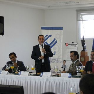 Salvador Rizo firma acuerdo con el CCIJ