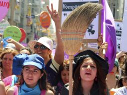 Los 'crímenes de honor', donde mujeres turcas jóvenes son asesinadas por familiares para evitar conductas 'indecentes', son frecuentes. EFE / ARCHIVO