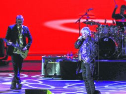 Graham Russell y Russell Hitchcock se esforzaron para hablar en español a sus seguidores. EL INFORMADOR / E. Barrera