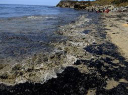 El derrame fue descubierto el martes cuando el crudo comenzó a salir por un desagüe de un oleoducto. EFE / ARCHIVO