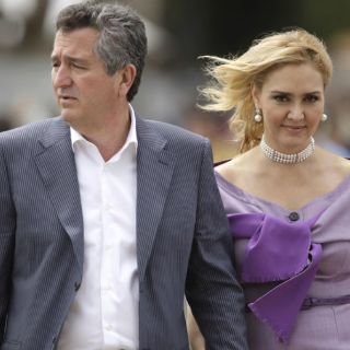 Angélica Fuentes restituida por juez, informa su abogado