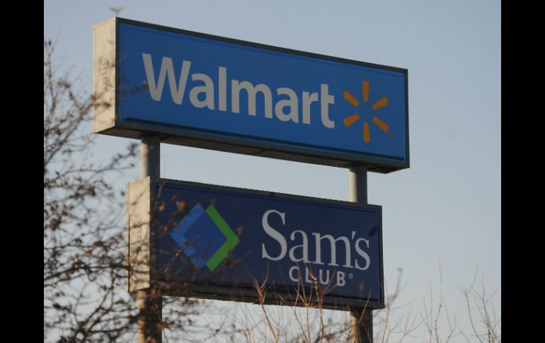 El Índice de Precios y Cotizaciones también  se vio presionado por las bajas de América Móvil, Walmart de México y Cemex. EL INFORMADOR / ARCHIVO