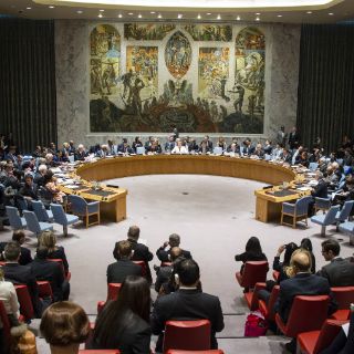 EU rechaza documento de desarme nuclear por Israel