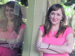 Segovia promociona su segunda novela, la cual ya ha sido bien recibida en México y EU, y en breve se lanzará en Argentina y España. EL INFORMADOR / A. Hinojosa