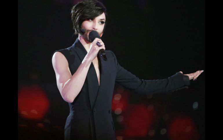 La 'cantante barbuda' se coronó en 2014 como reina del festival de Eurovisión. EFE / G. Hochmuth