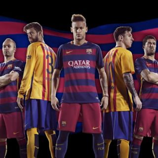 Barcelona incluye franjas horizontales en nueva playera