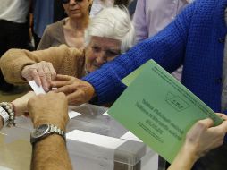 El Partido Popular fue el más votado con 21 diputados contra los 20 obtenidos por Ahora Madrid. AFP / Q. García