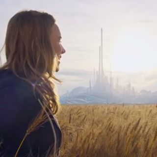 'Tomorrowland' lidera la taquilla de EU