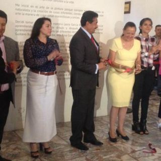 Exhiben 'Variaciones plasmadas' de diez mujeres pintoras