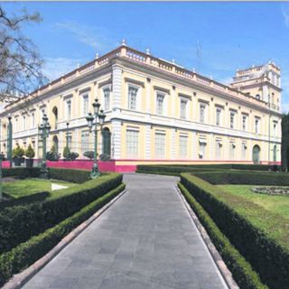 Universidad Autónoma del Estado de México recibe distintivo