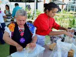 En el 2014 se ofreció un diplomado a 50 mujeres que ya abrieron sus negocios y asisten nuevamente para hacerlos crecer. EL INFORMADOR / ARCHIVO