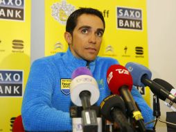 Alberto Contador. El líder del Giro de Italia charla con los medios durante la segunda jornada de descanso. AFP / L. Benies