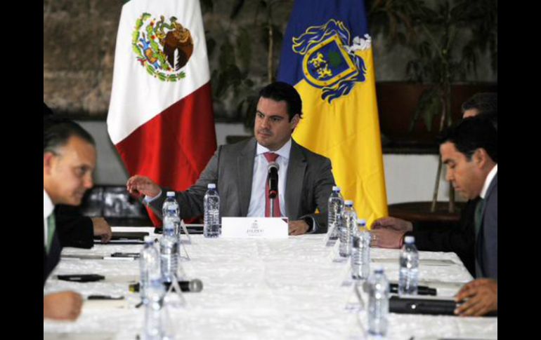 El sistema de atención a víctimas será presidido por el gobernador Aristóteles Sandoval. TWITTER / @AristotelesSD