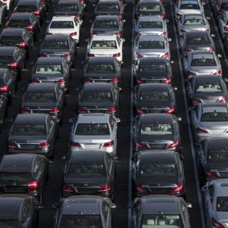 Ford llama a revisión a más de 400 mil autos por dos defectos