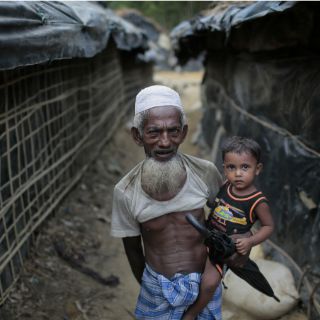 Bangladesh trasladará a miles de refugiados a refugio en isla