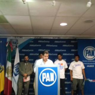 El PAN Jalisco acusa a Enrique Aubry de golpear a brigadistas