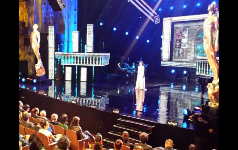 Blanca Guerra, presidenta de la AMACC, ofreció un discurso al inicio de la ceremonia para dar la bienvenida a los asistentes. TWITTER / @FICM