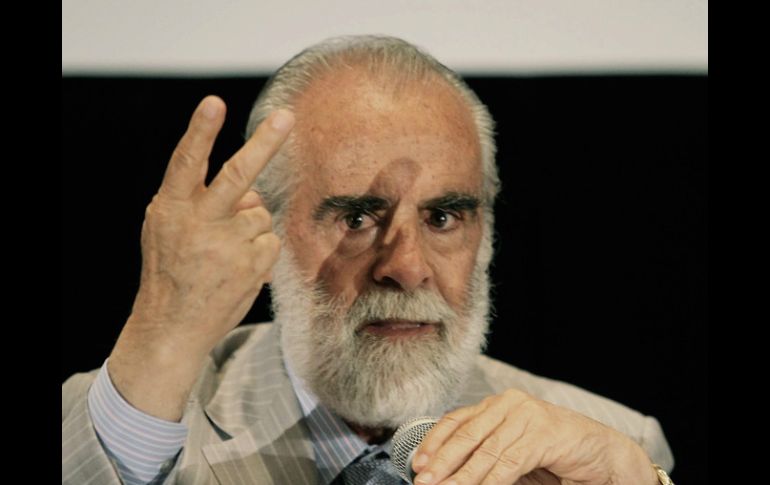 La gubernatura de Nuevo León está cerca del candidato Felipe Cantú, considera Fernández de Cevallos. NTX / ARCHIVO