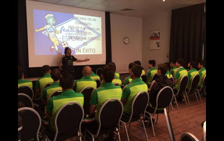 El equipo dirigido por Raúl Gutiérrez tuvo inicio incierto. TWITTER / @miseleccionmx