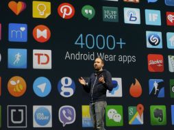 El directivo David Singleton habla sobre las aplicaciones de Android Wear. AP / J. Chiu