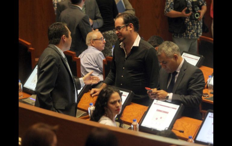 El promedio más bajo de calidad por bancada lo tiene el PRI, con 48 por ciento en 78 iniciativas individuales y 121 en grupo. EL INFORMADOR / ARCHIVO