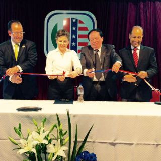 Ofrecen becas y oportunidades de negocio en EU para tapatíos