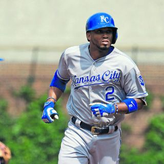 Reales vence a Cubs en Chicago