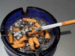 El cigarro tiene 50 sustancias consideradas como cancerígenas, por lo que un fumador tiene mayor riesgo de desarrollar cáncer. EL INFORMADOR / ARCHIVO