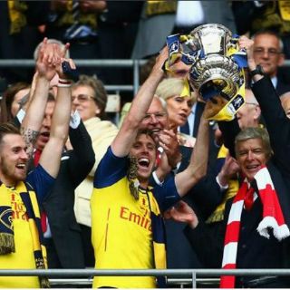 Arsenal gana la Copa en Inglaterra