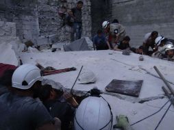 El incendio en un jardín vecino al ambulatorio causó la explosión de un depósito de gasóleo del centro médico. FACEBOOK / Syrian Observatory for Human Rights