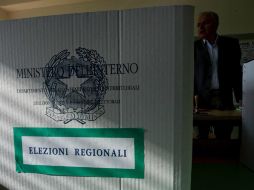 Son casi 23 millones de ciudadanos los llamados a votar este domingo. EFE / C. Fusco