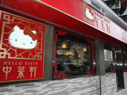 El lugar adorna paredes, platos y cubiertos con estampas de la famosa felina. FACEBOOK / Hello Kitty Chinese Cuisine