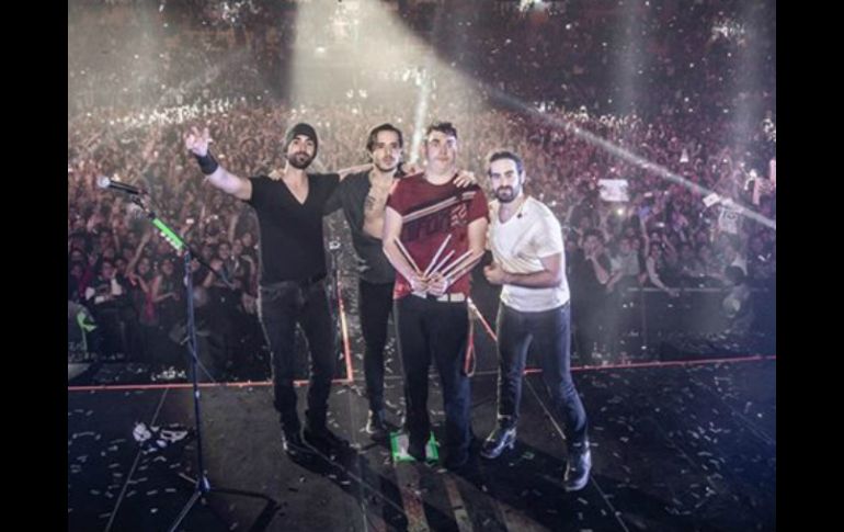 Los fanáticos de la agrupación disfrutaron cada una de las piezas. FACEBOOK / PXNDX