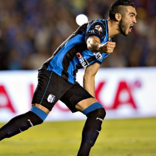 Gallos Blancos se niega a morir