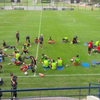 El Tri entrena en Perú