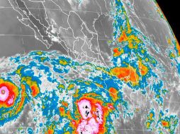 Tanto 'Andrés' como 'Blanca' se localizan en el Océano Pacífico. TWITTER / @conagua_mx